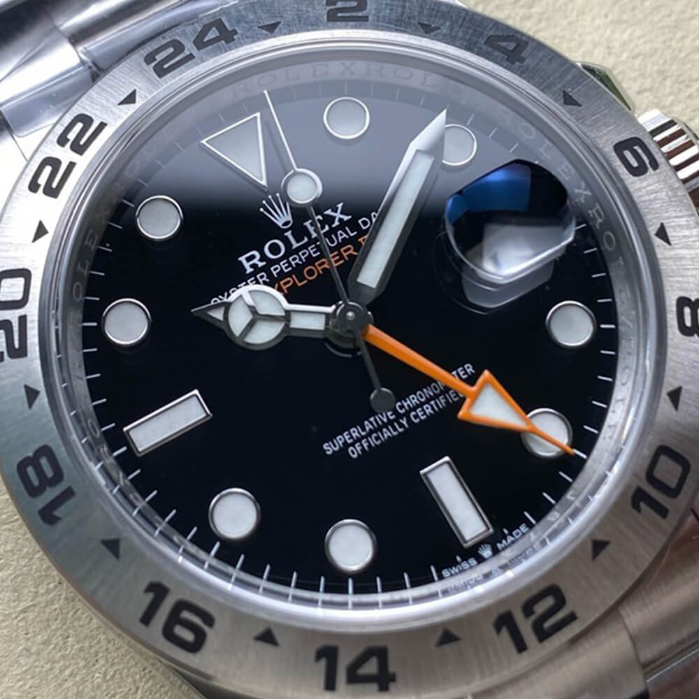 R01ex Explorer II