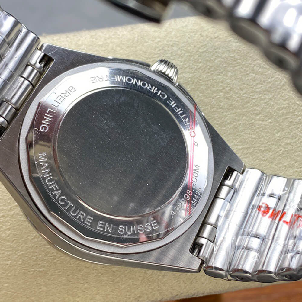 breitling chronomat auT0matic gmt 40