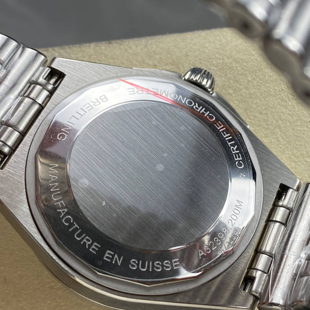 breitling chronomat auT0matic gmt 40