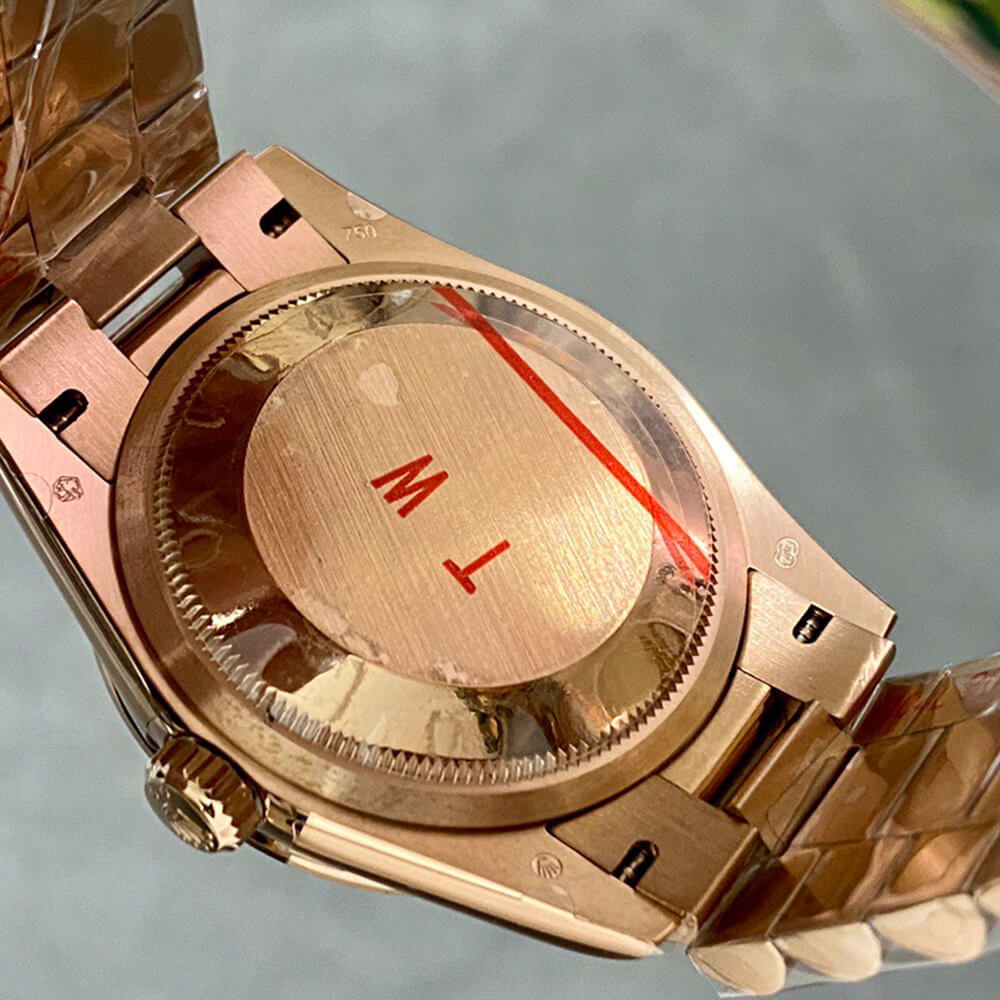 R01ex Day-Date 36