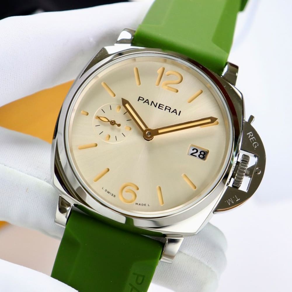 Pa*e*a1 LUMINOR Due 42mm