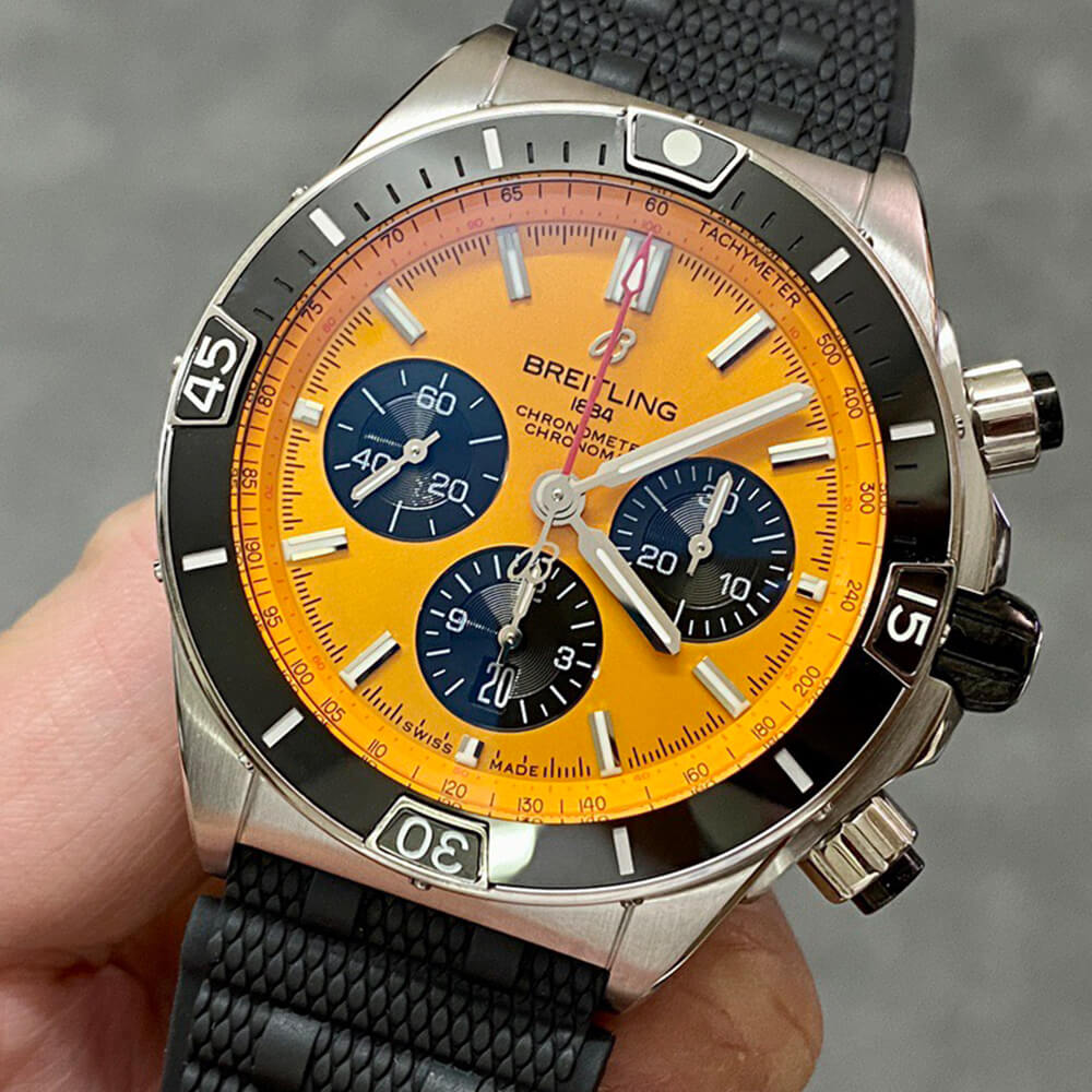 Breitling S*per Chronomat B01 44
