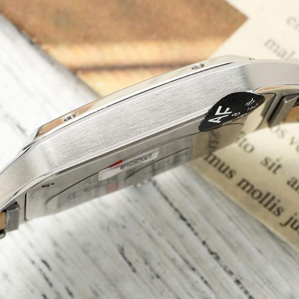 Ca*t1er Small Santos-Dumont watch