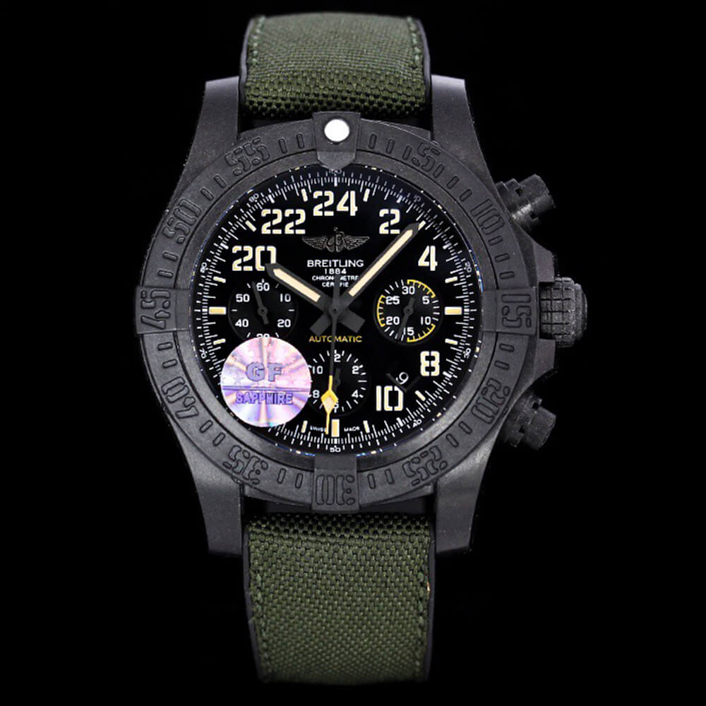 Breitling Avenger 45