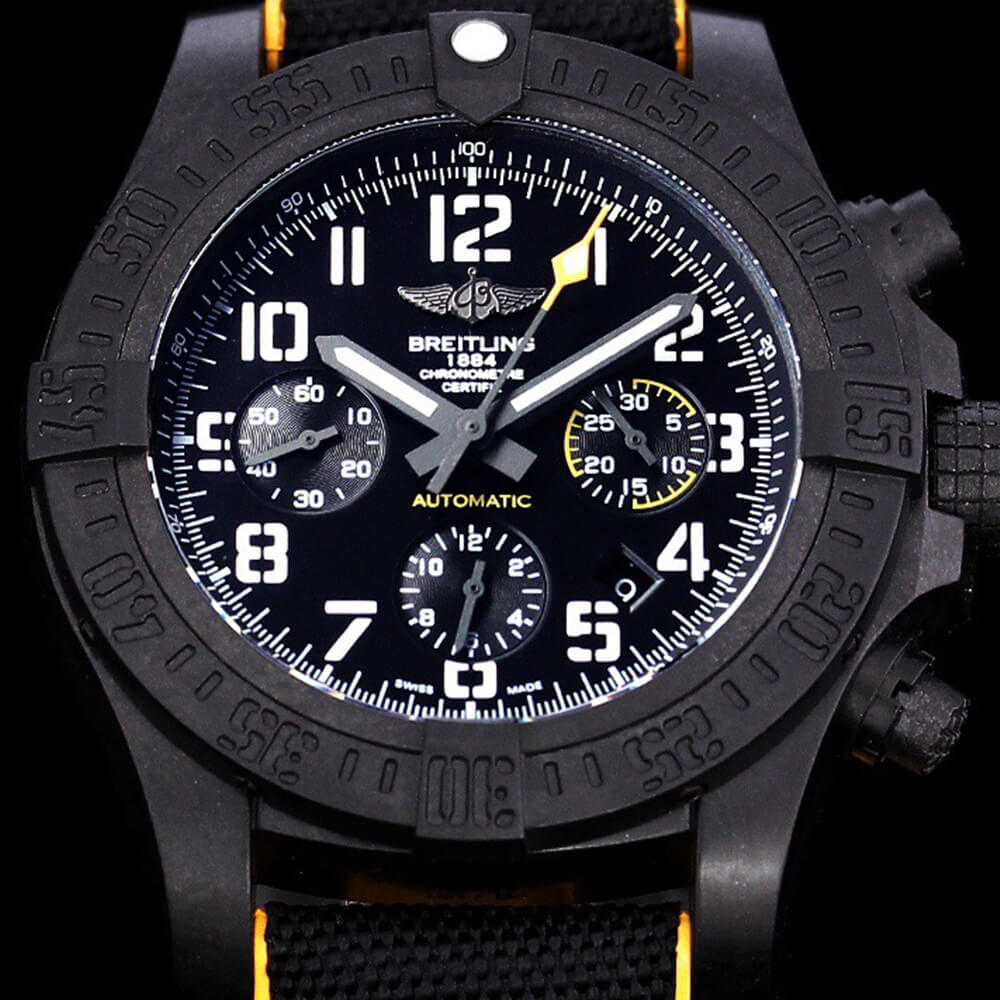 Breitling Avenger 45