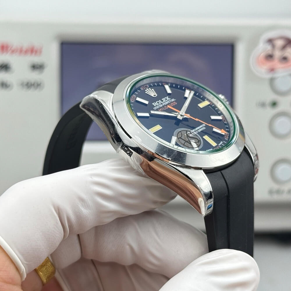 R01ex Oyster Perpetual Milgauss