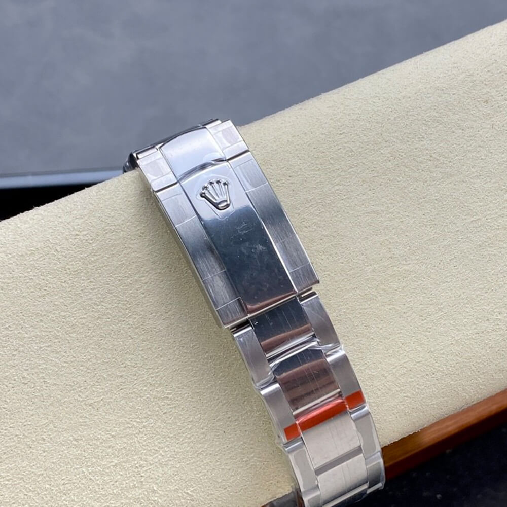 R01ex Oyster Perpetual Milgauss