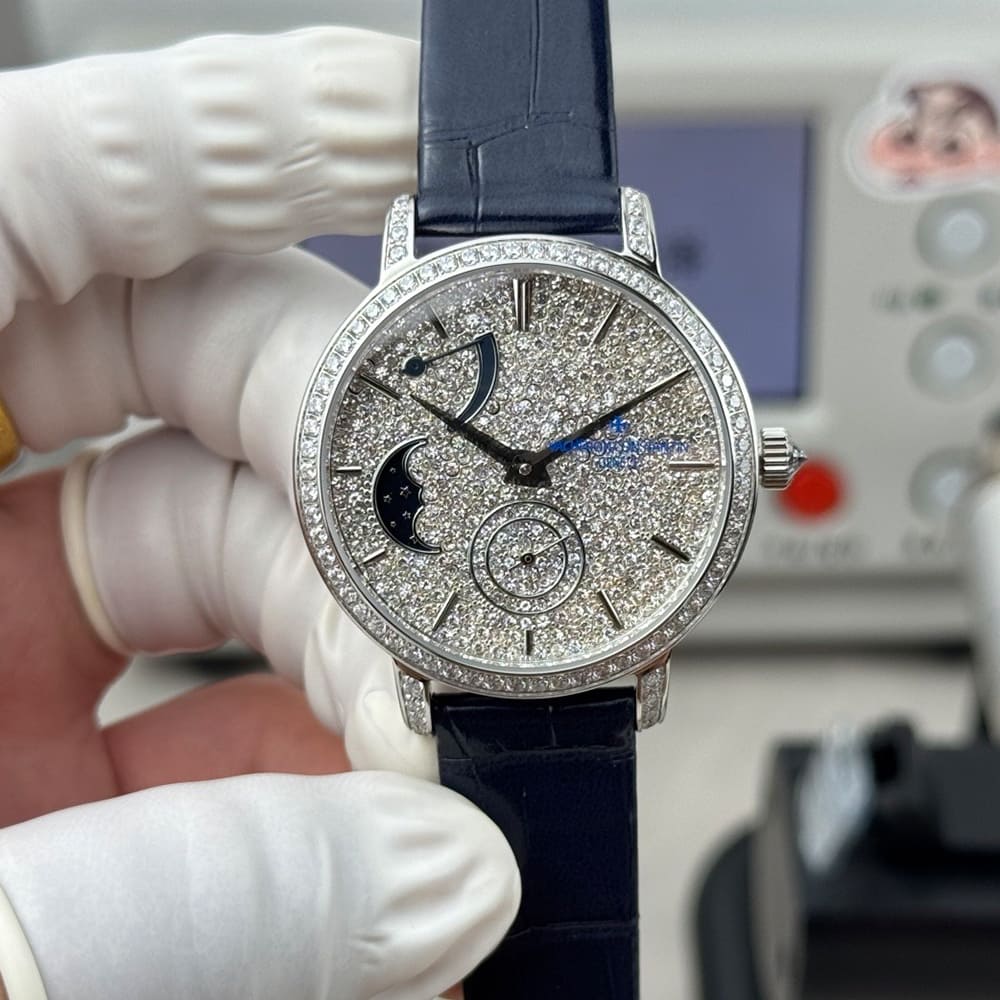 Vacheron C0nstan1n Traditionnelle Moon phase
