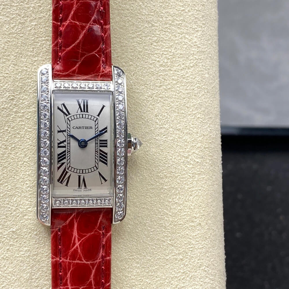 Ca*t1er Tank Americaine watch