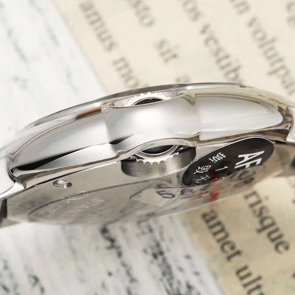 Ca*t1er 28mm Ballon Bleu de Ca*t1er watch