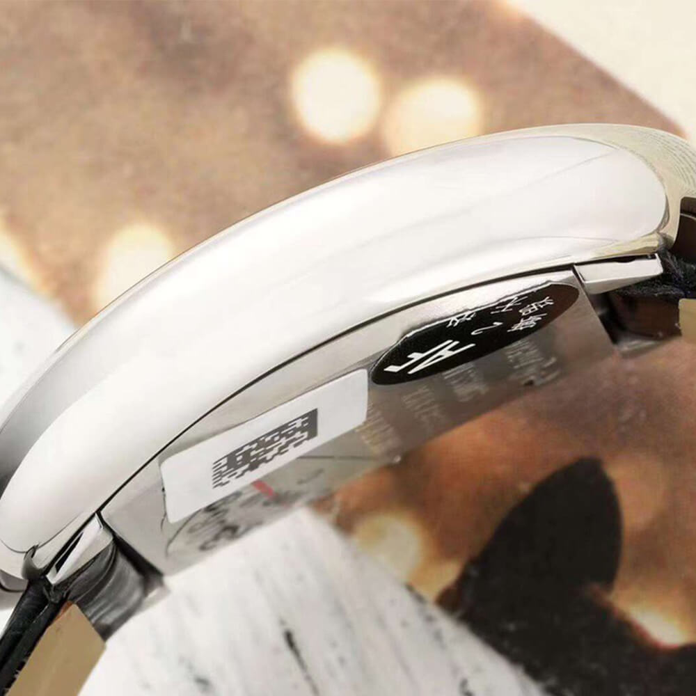 Ca*t1er Baignoire watch