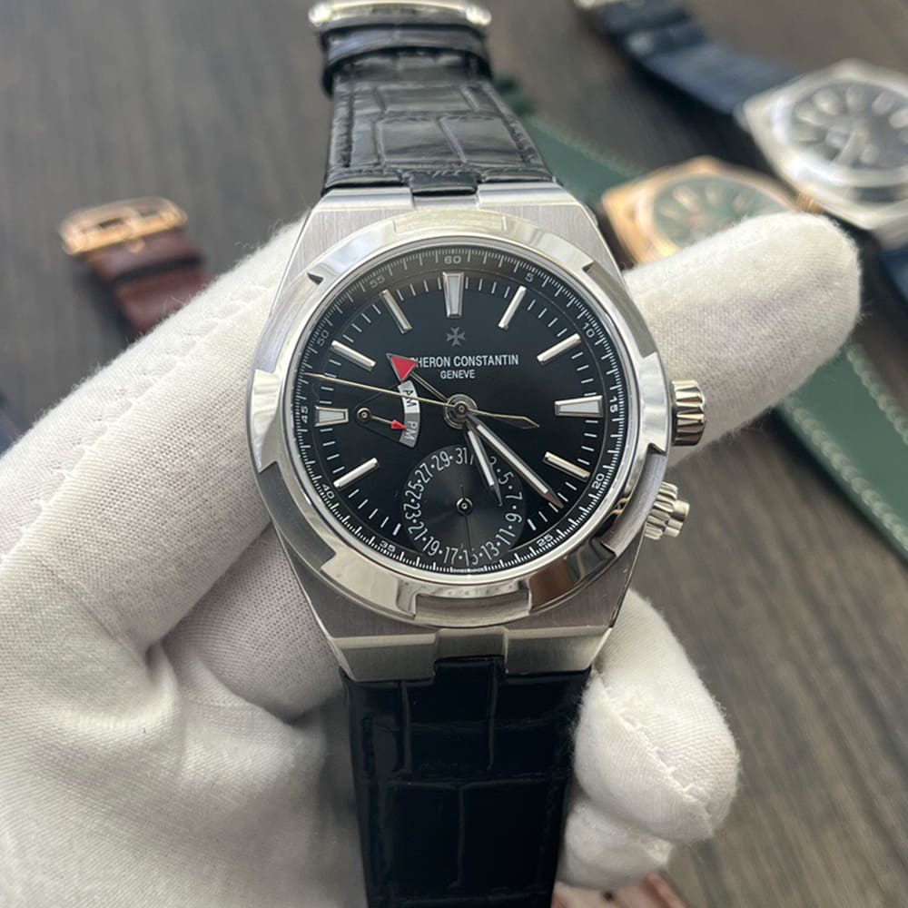 Vacheron C0nstan1n Overseas Dual Time