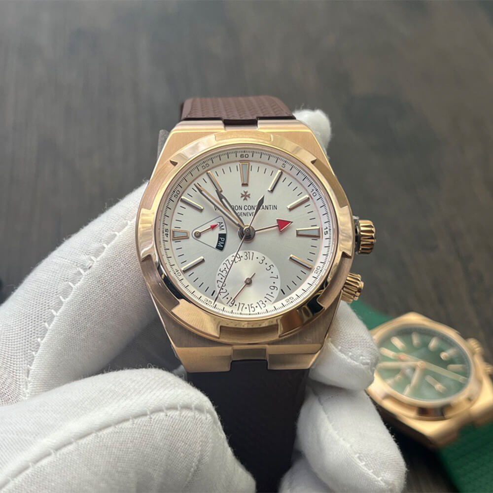 Vacheron C0nstan1n Overseas Dual Time