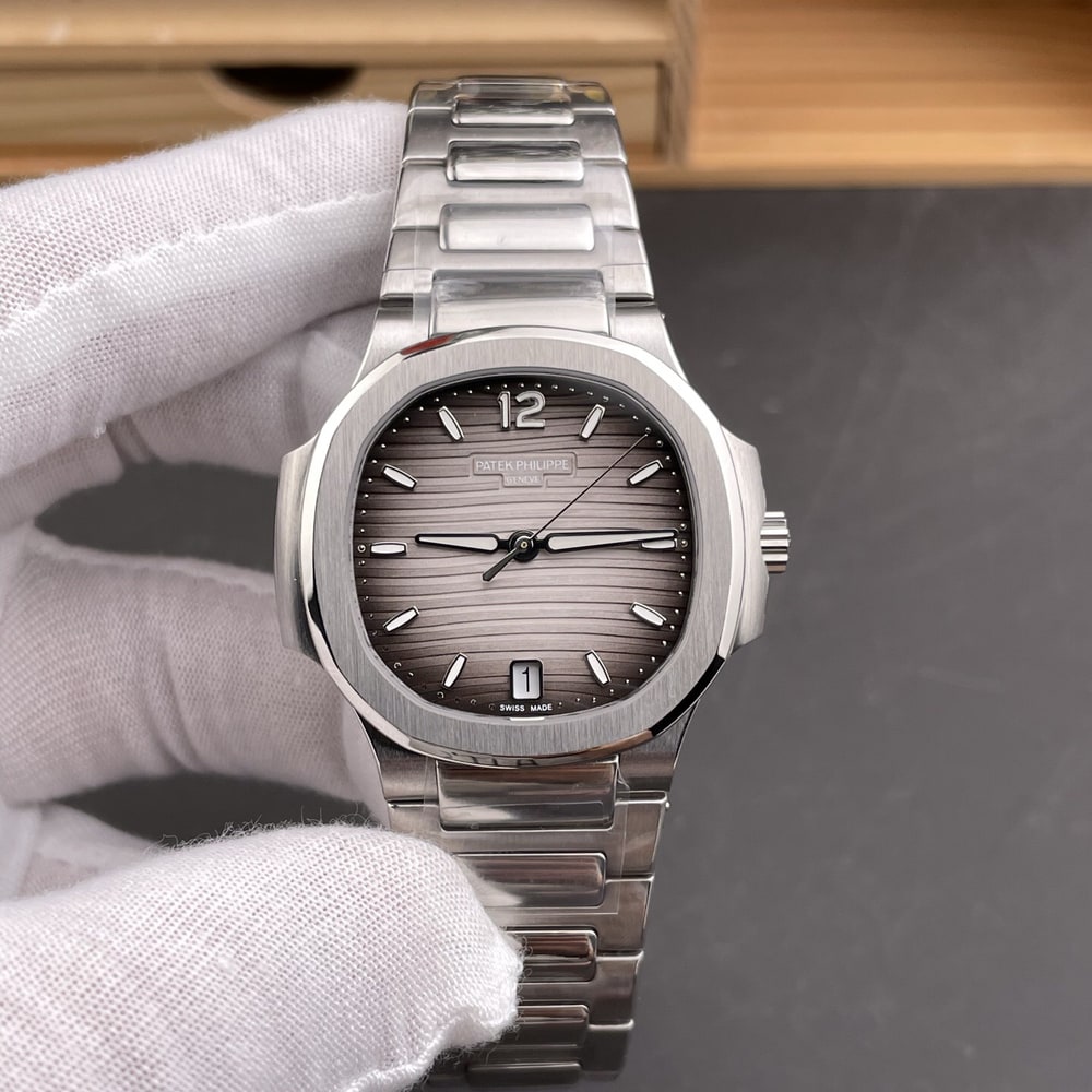 Pat*k Phi1i*pe Nautilus 7118