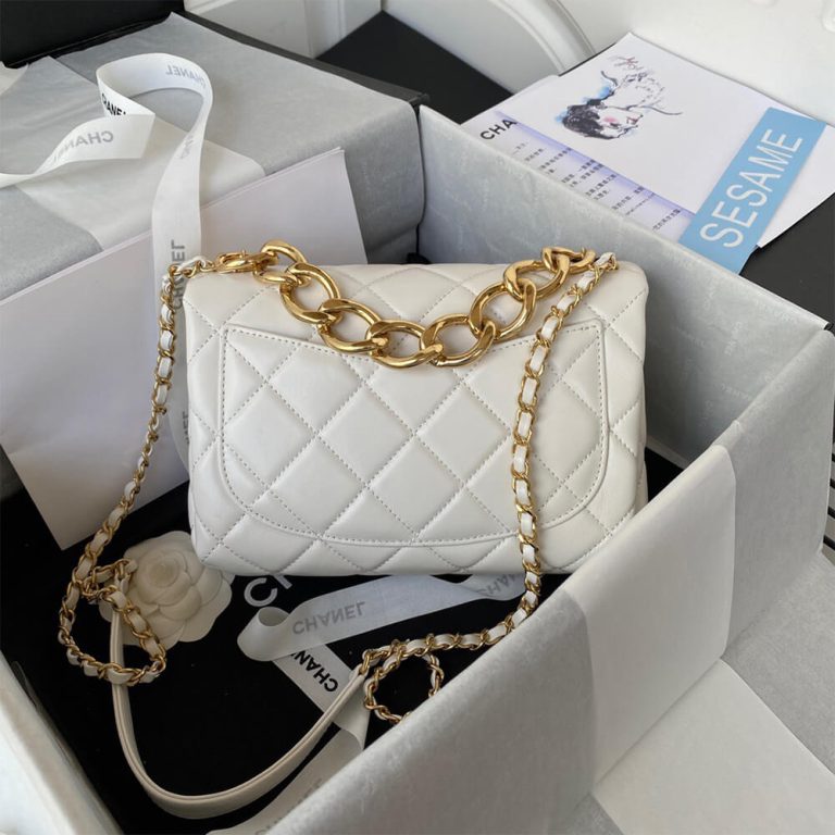 SMALL CLASSIC HANDBAG