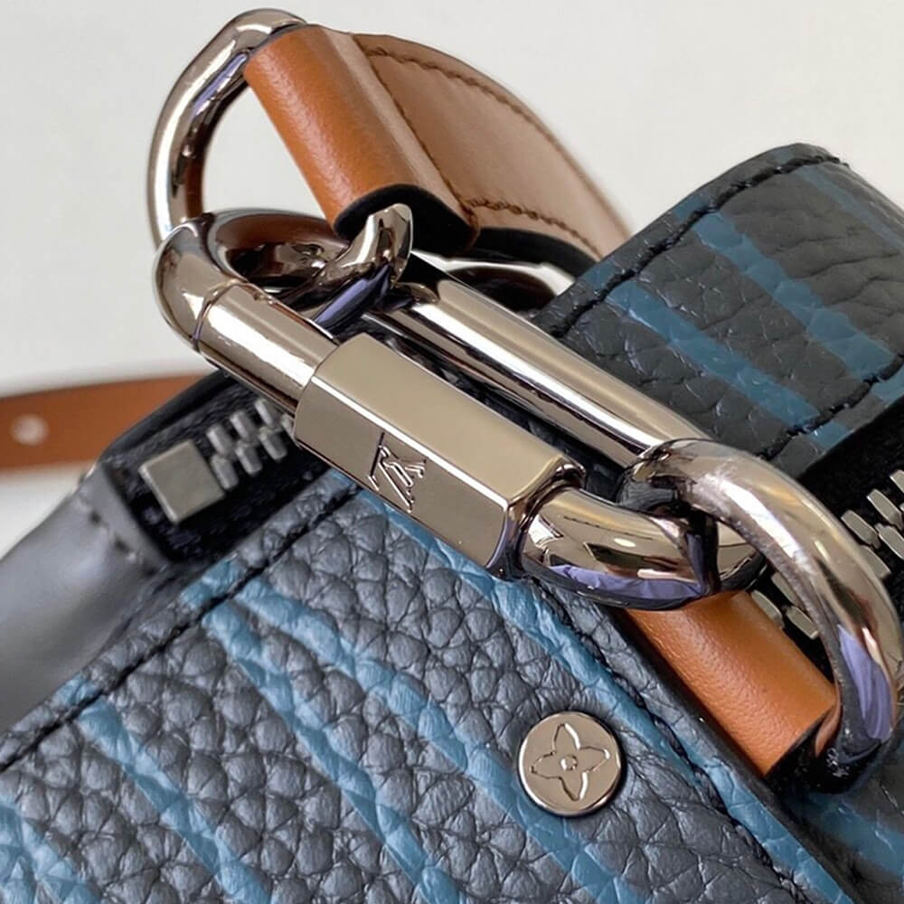 L0vis Vvtt0n VOLGA ON STRAP