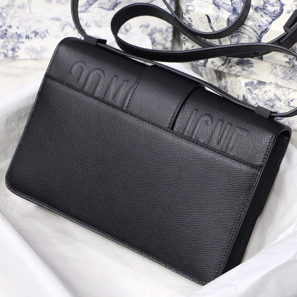 30 MONTAIGNE BAG