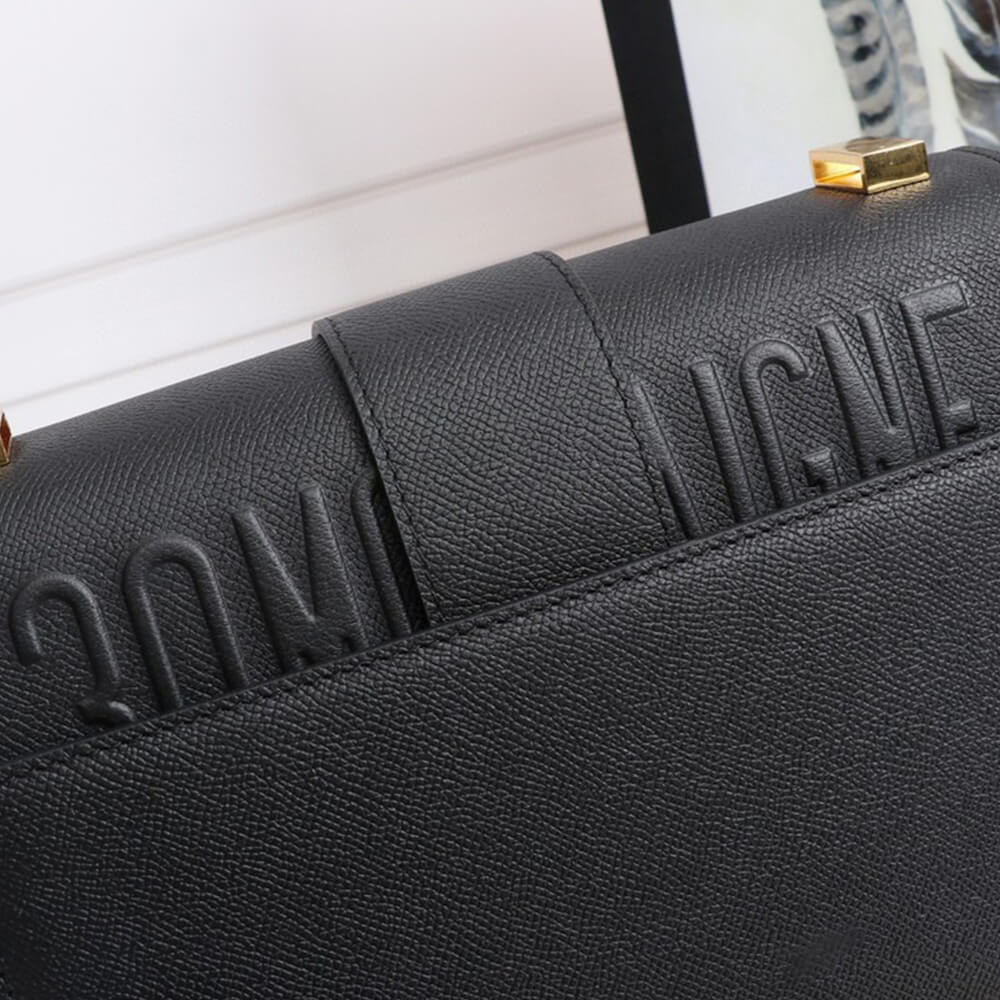 30 MONTAIGNE BAG