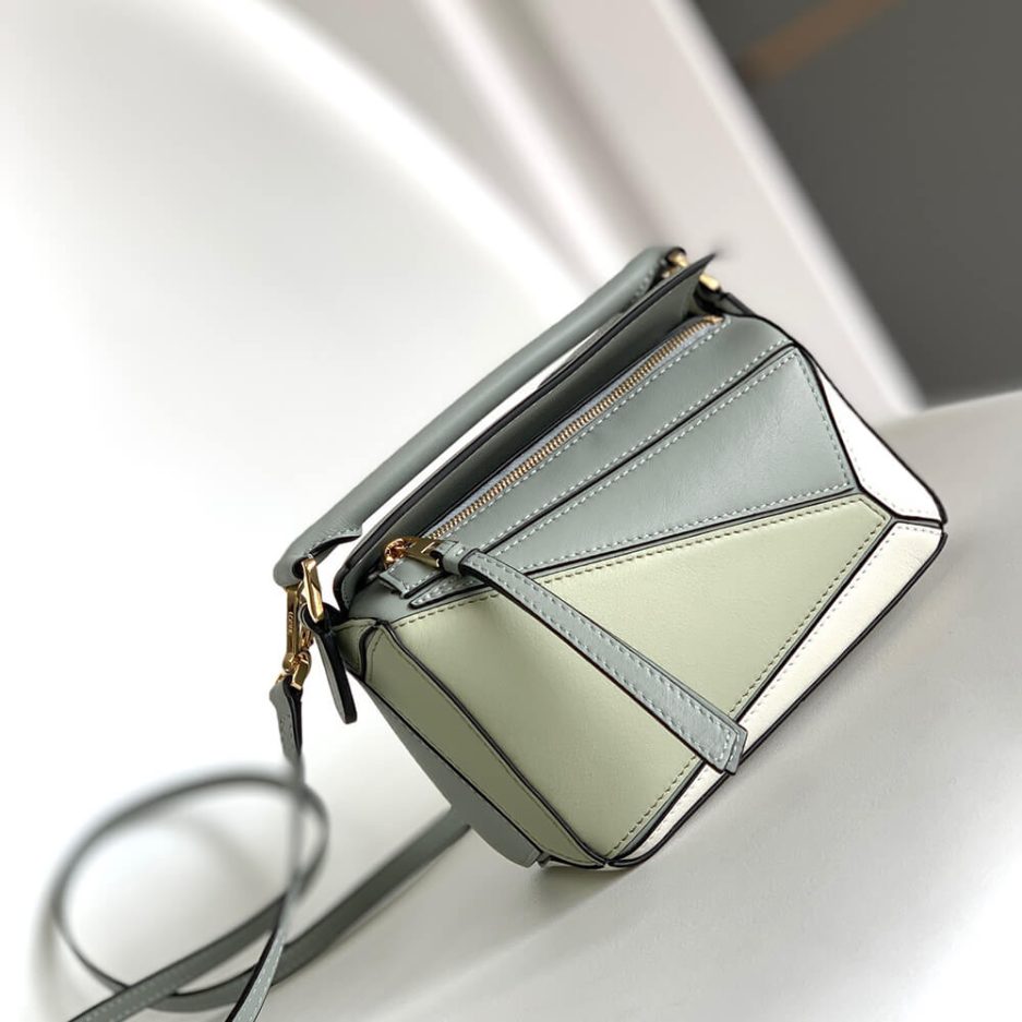 L0ew* Mini Puzzle bag
