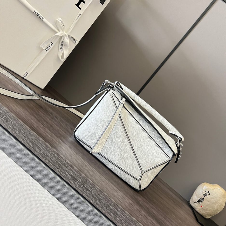 L0ew* Mini Puzzle bag