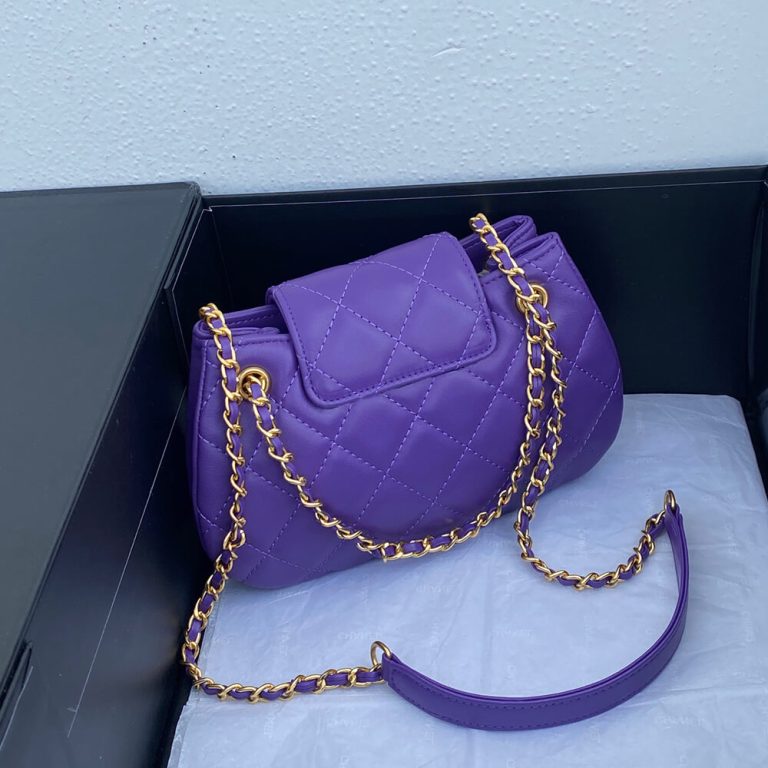 Ch**el SMALL MESSANGER BAG