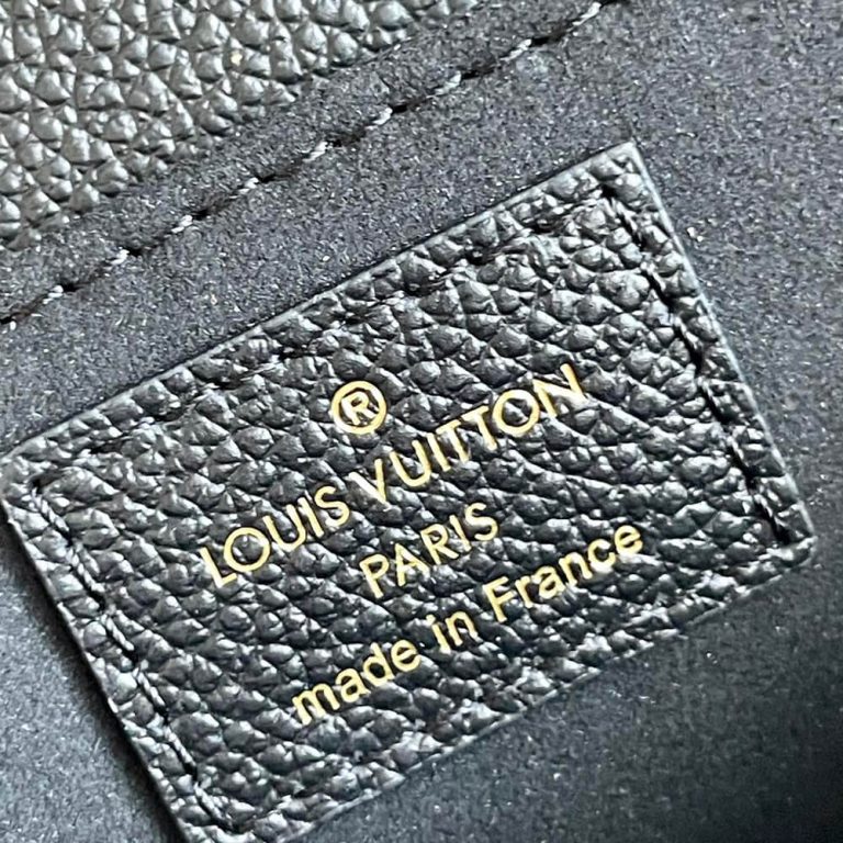 LV Pochette Metis East West