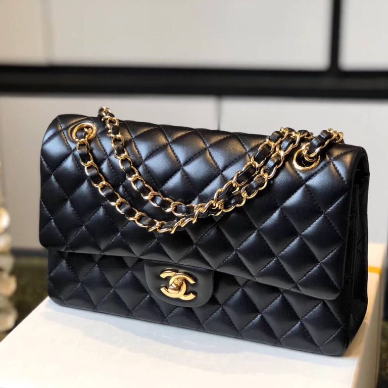 Ch**el CLASSIC FLAP HANDBAG