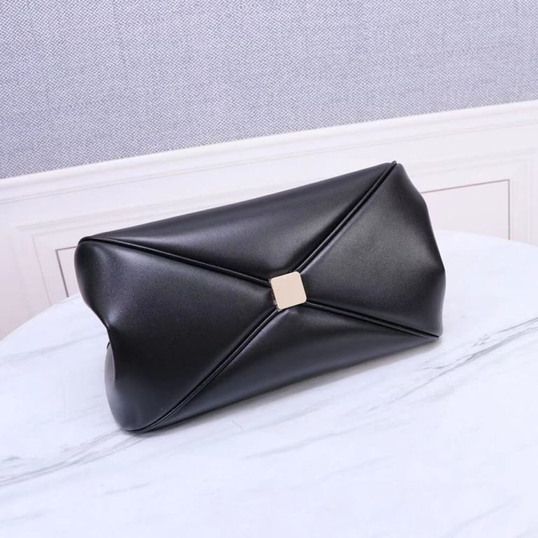 SMALL D10r KEY BAG