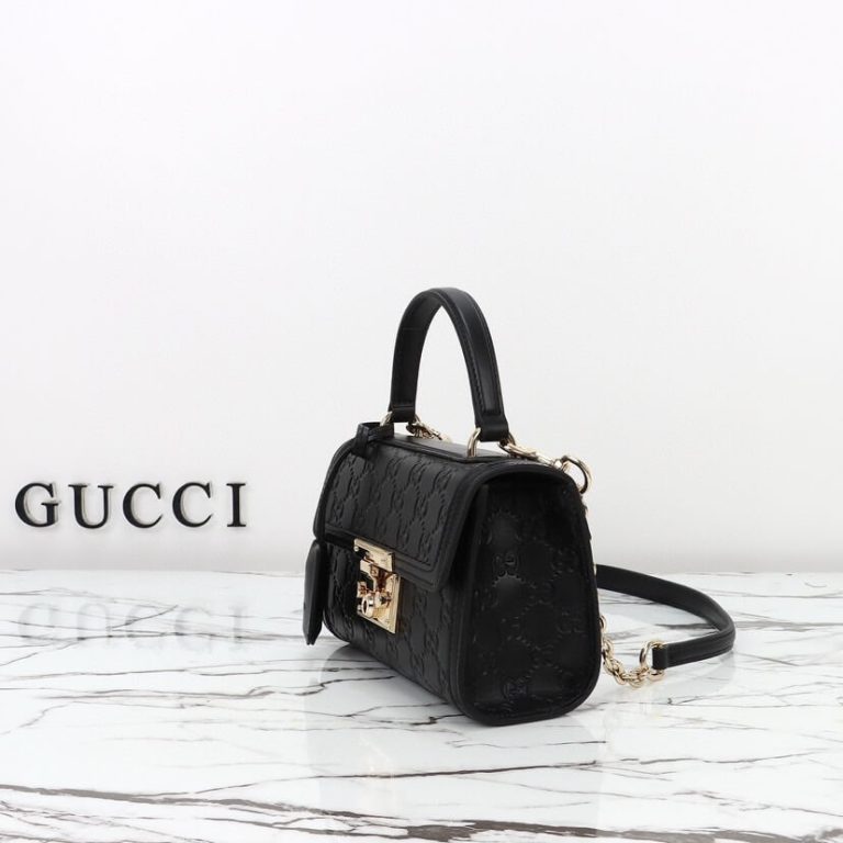Gvc*1 PADLOCK SMALL TOP HANDLE BAG