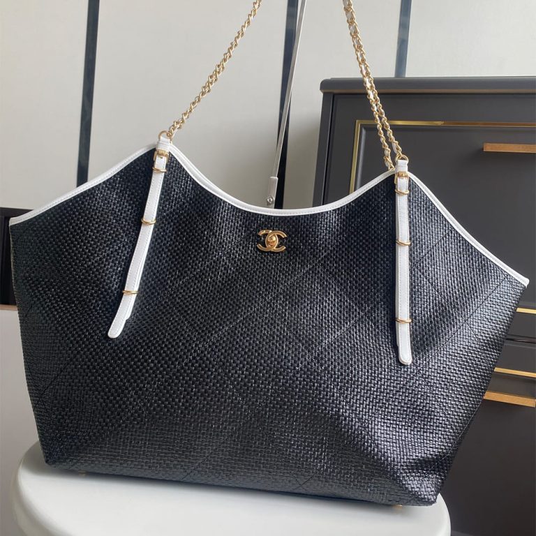 Ch**el MAXI SHOPPING BAG(HIGH-END GRADE)