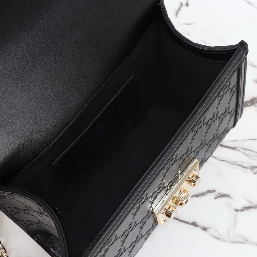Gvc*1 PADLOCK SMALL TOP HANDLE BAG