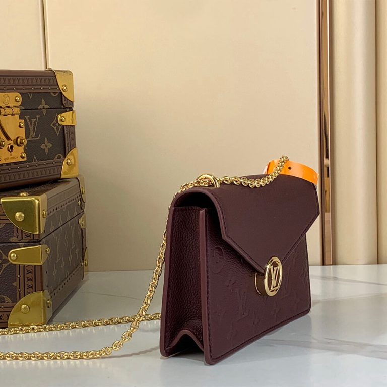 LV Wallet On Chain Rosy