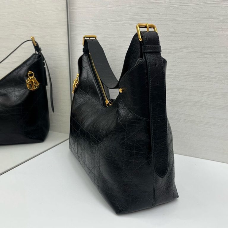 Large D10r Voyage bag