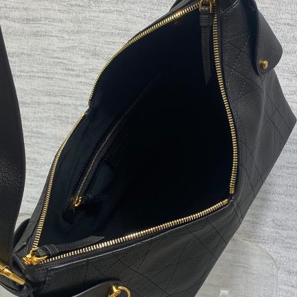 Medium D10r Voyage bag